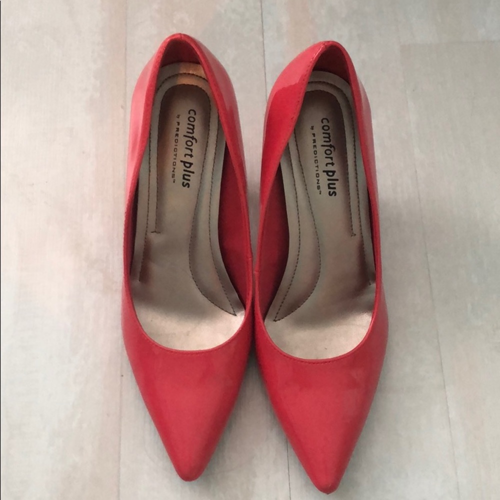 Super Cute (totally Elle Woods!) Hot Pink Pumps!!